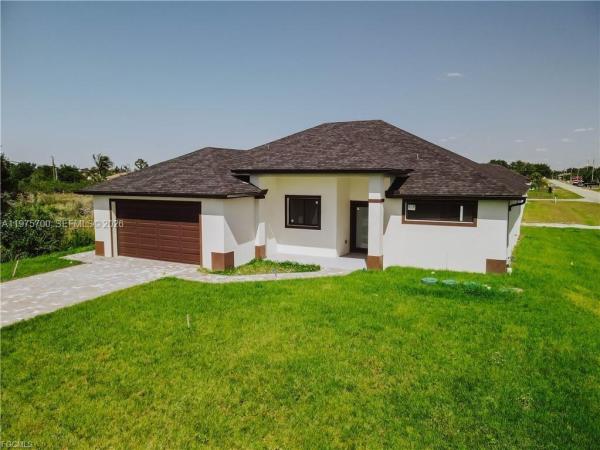 4705 Diane Ave, Lehigh Acres, Florida 33976, image 1