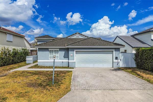 16101 SW 73rd St, Unincorporated Dade County, Florida 33193, image 1