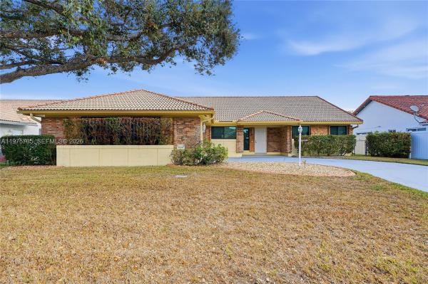 Hawkes Bluff, 5250 King Arthur Ave, Davie, Florida 33331, image 1