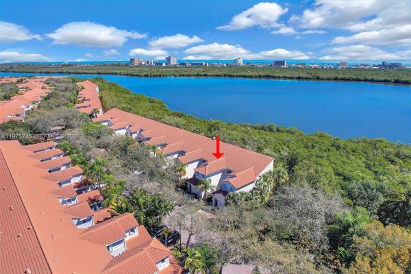 West Lake Village, 1425 Weeping Willow Way, Hollywood, Florida 33019, image 3