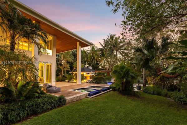 Cocoplum, 7150 W Lago Dr, Coral Gables, Florida 33143, image 3