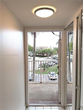 Sunrise Lakes 4, 2635 NW 104th Ave #310, Sunrise, Florida 33322, image 2