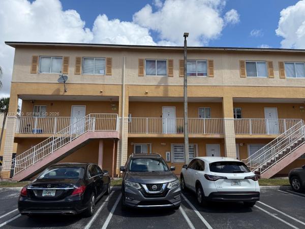 6255 Kendale Lakes Cir #128, Unincorporated Dade County, Florida 33183, image 1