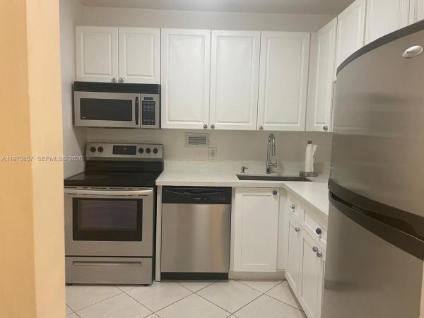 Island Place At North Bay Village, 1455 N Treasure Dr #4L, North Bay Village, Florida 33141, image 2