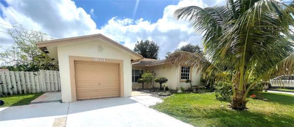 Oakwood At Springtree, 9604 NW 49th St, Sunrise, Florida 33351, image 1