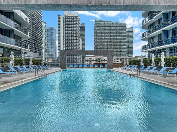 Brickell Heights East, 45 SW 9th St #2303, Miami, Florida 33130, image 1
