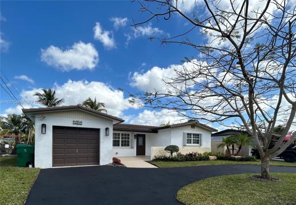 Summertime Isles, 5032 SW 94th Ave, Cooper City, Florida 33328, image 1