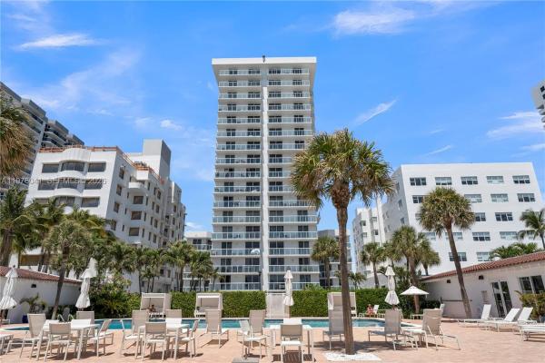 The Royal Club, 2457 Collins Ave #201, Miami Beach, Florida 33140, image 2