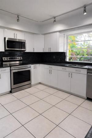 Highland Woods, 2110 NE 198th Ter, Ojus, Florida 33179, image 2