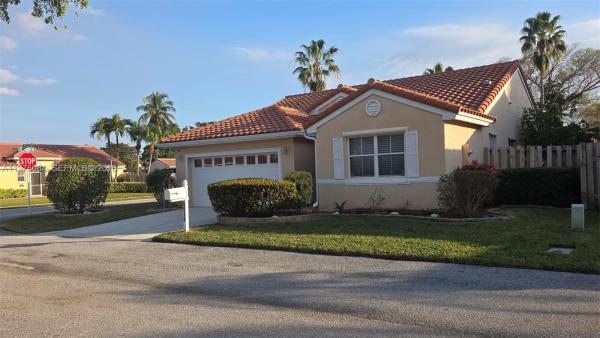 Port Antigua At Coral Bay, 6618 Skipper Ter, Margate, Florida 33063, image 1