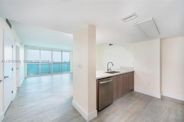 1800 Club, 1800 N Bayshore Dr #2503, Miami, Florida 33132, image 3