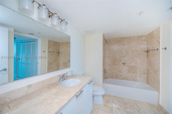 1800 Club, 1800 N Bayshore Dr #2503, Miami, Florida 33132, image 2