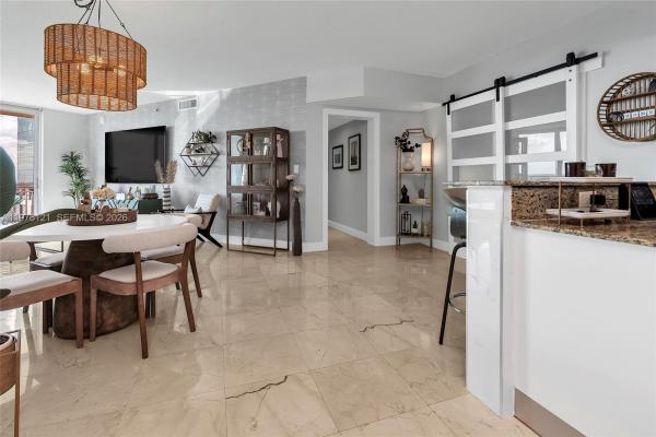 Metropolis At Dadeland, 9066 SW 73rd Ct #910, Kendall, Florida 33156, image 2