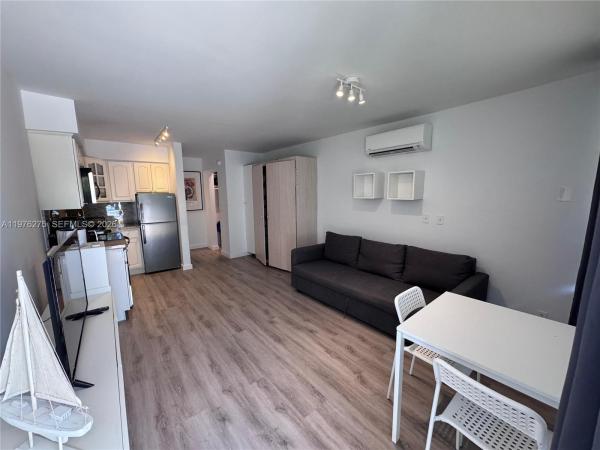 French Leave, 4228 N Ocean Dr #17, Lauderdale By The Sea, Florida 33308, image 1