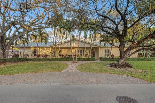 Eastgrove East, 15401 SW 81st Ave, Palmetto Bay, Florida 33157, image 1