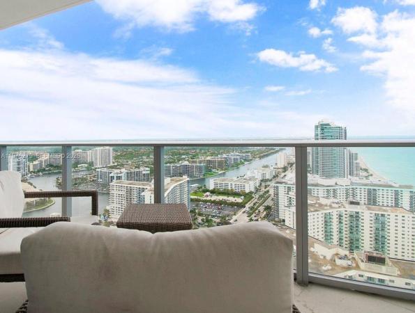 Lyfe Resort & Residences, 4111 S Ocean Dr #3704, Hallandale Beach, Florida 33019, image 2