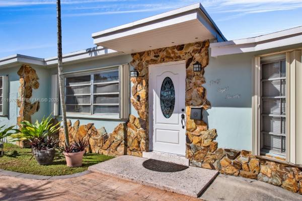 4820 SW 112th Ave, Unincorporated Dade County, Florida 33165, image 1