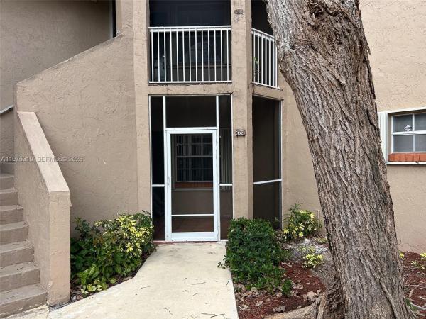 Windmill Lakes, 301 SW 86th Ave #102, Pembroke Pines, Florida 33025, image 1