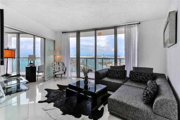 Opera Tower, 1750 N Bayshore Dr #5002, Miami, Florida 33132, image 1