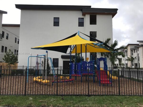 Highland At Park Central, 10431 NW 82nd St #05, Doral, Florida 33178, image 2