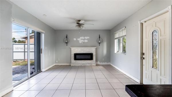 Driftwood Estates, 7861 Sheridan St, Hollywood, Florida 33024, image 2
