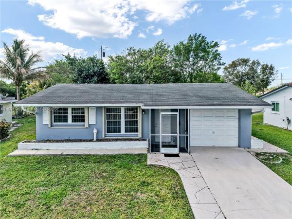 Mainlands Of Tamarac Lakes, 5102 NW 53rd St #5102, Tamarac, Florida 33319, image 1