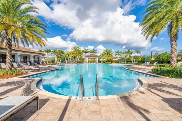 Sierra At The Vineyards, 3747 NE 1st St, Homestead, Florida 33033, image 2