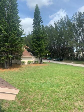 Lakeview Gardens, 300 Nottingham Cir #J, Greenacres, Florida 33463, image 2