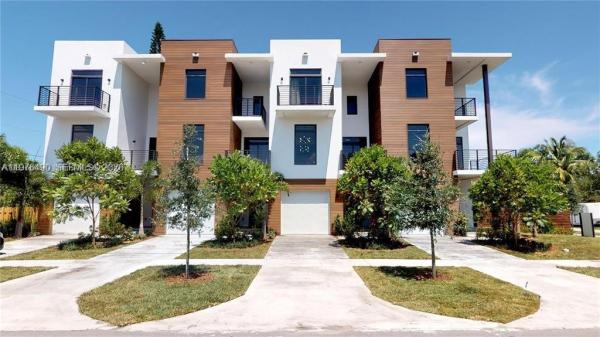 Cleveland Terrace, 1501 N 17th Ave, Hollywood, Florida 33020, image 1