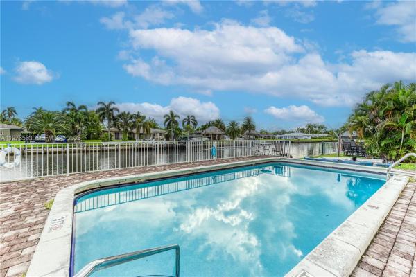 Pompano Beach View, 840 Pine Dr #104, Pompano Beach, Florida 33060, image 1