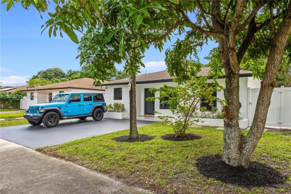 Southridge, 324 Sterling Ave, Delray Beach, Florida 33444, image 3