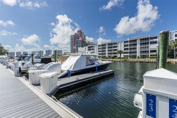 Mystic Pointe Marina, 3575 Mystic Pointe Dr, Aventura, Florida 33180, image 1