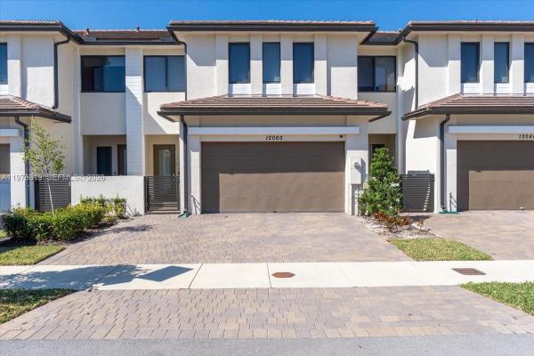 12060 SW 82nd Pl, Unincorporated Dade County, Florida 33156, image 1