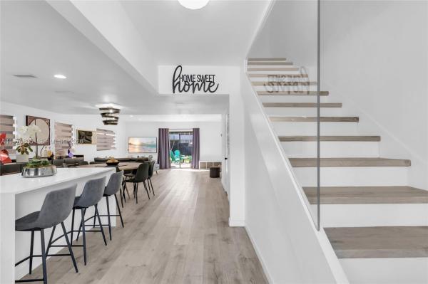 Fulford By The Sea, 2172 NE 171st St, North Miami Beach, Florida 33162, image 3