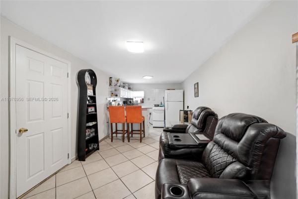 Kirkpatrick, 1385 NE 130th St, North Miami, Florida 33161, image 3