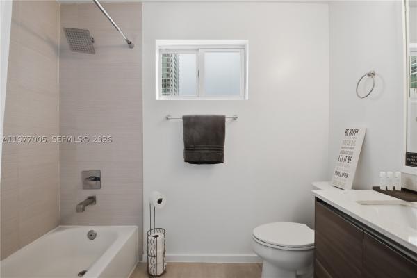 Emilia Edgewater, 481 NE 29th St #604, Miami, Florida 33137, image 2