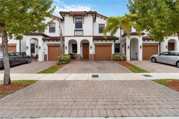10268 NW 88th Ter, Doral, Florida 33178, image 1