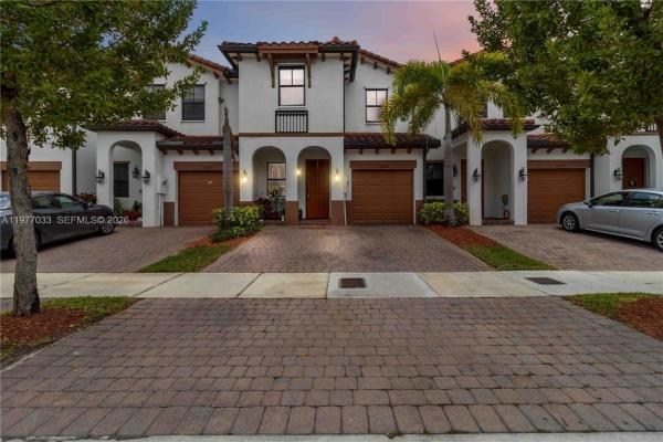 10268 NW 88th Ter, Doral, Florida 33178, image 2