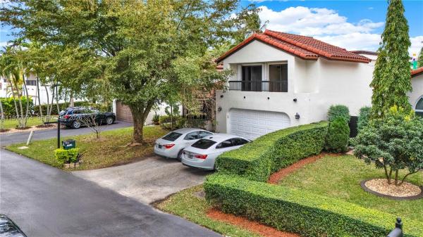 10528 SW 118th Pl, Unincorporated Dade County, Florida 33186, image 1