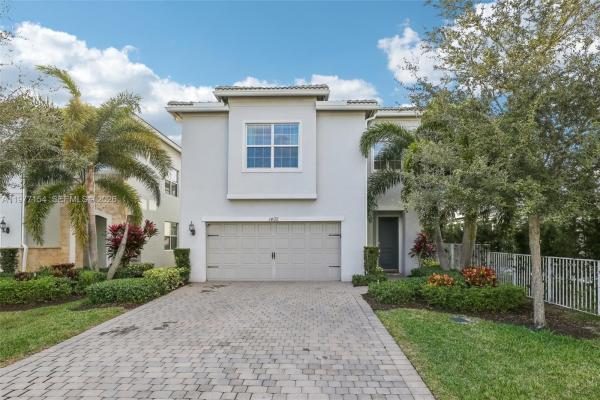 Parkview At Hillcrest, 1402 Myrtle Oak Ter, Hollywood, Florida 33021, image 1