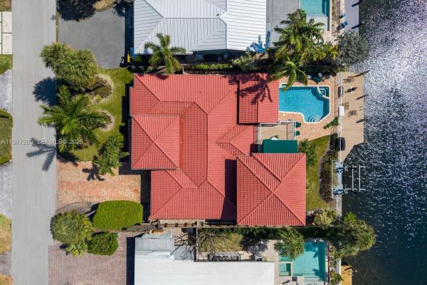 Lauder Gate Isles, 2046 NE 15th St, Fort Lauderdale, Florida 33304, image 1