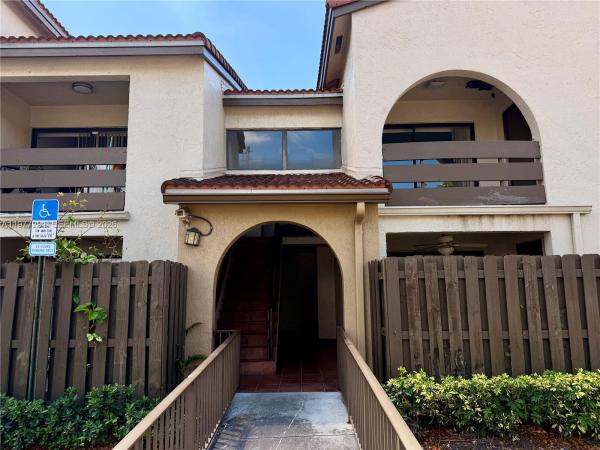 8811 SW 123rd Ct #203-1, Unincorporated Dade County, Florida 33186, image 1