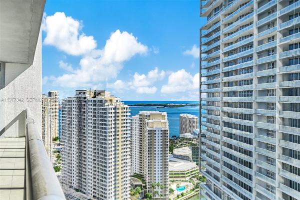 Icon Brickell Tower 1, 475 Brickell Ave #3113, Miami, Florida 33131, image 1