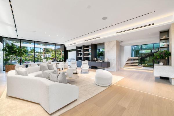 Sunset Islands, 1745 W 24th St, Miami Beach, Florida 33140, image 3
