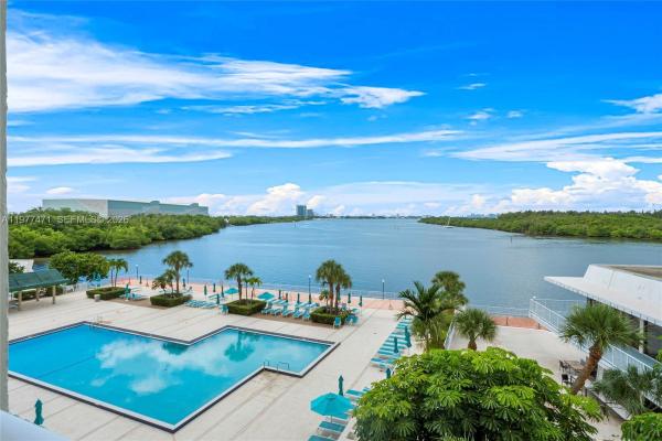 Arlen House Central, 300 Bayview Dr #509, Sunny Isles Beach, Florida 33160, image 1