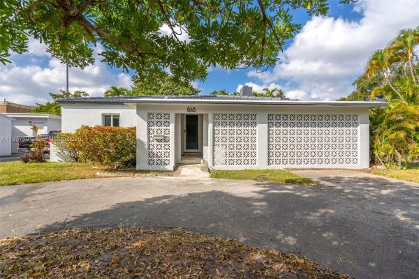 Country Club Estates, 648 South Dr, Miami Springs, Florida 33166, image 1