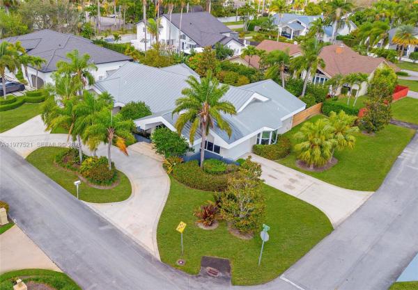 10101 SW 145th St, Unincorporated Dade County, Florida 33176, image 1