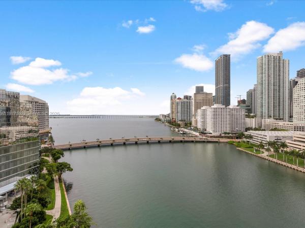Courvoisier Courts, 701 Brickell Key Blvd #301, Miami, Florida 33131, image 1