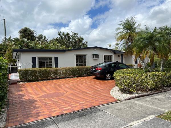 18160 NW 82nd Ave, Hialeah, Florida 33015, image 1