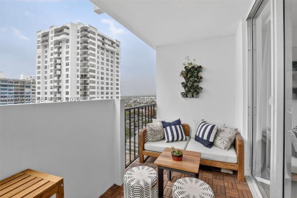 Commodore Plaza Century, 2780 NE 183rd St #1714, Aventura, Florida 33160, image 1